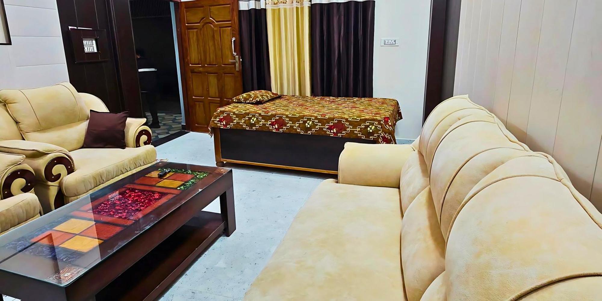 Ramayana Grand Hotel Ayodhya Esterno foto