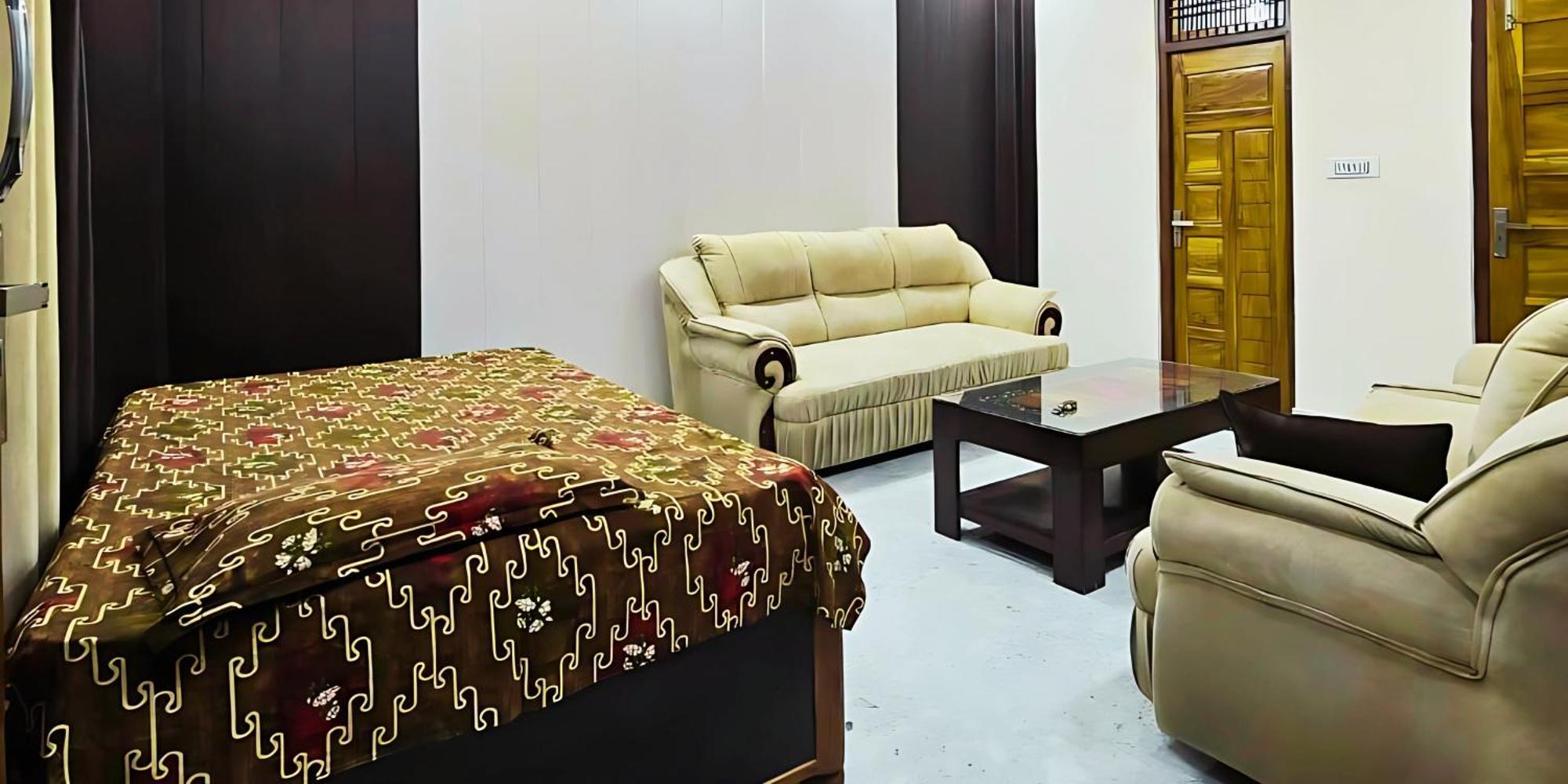 Ramayana Grand Hotel Ayodhya Esterno foto