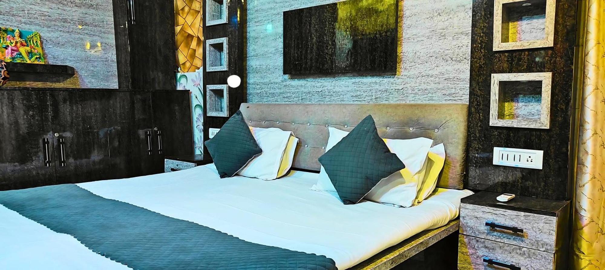 Ramayana Grand Hotel Ayodhya Esterno foto