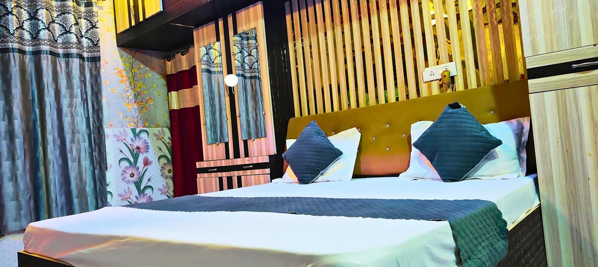 Ramayana Grand Hotel Ayodhya Esterno foto